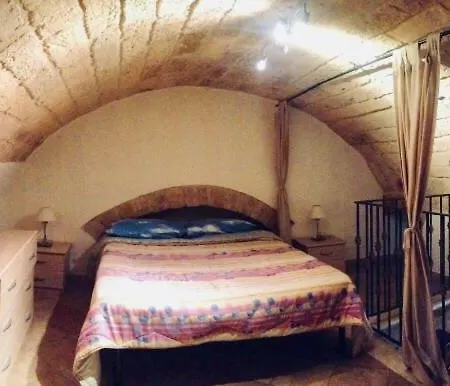 La Corte Dei Tancredi Bed and breakfast *